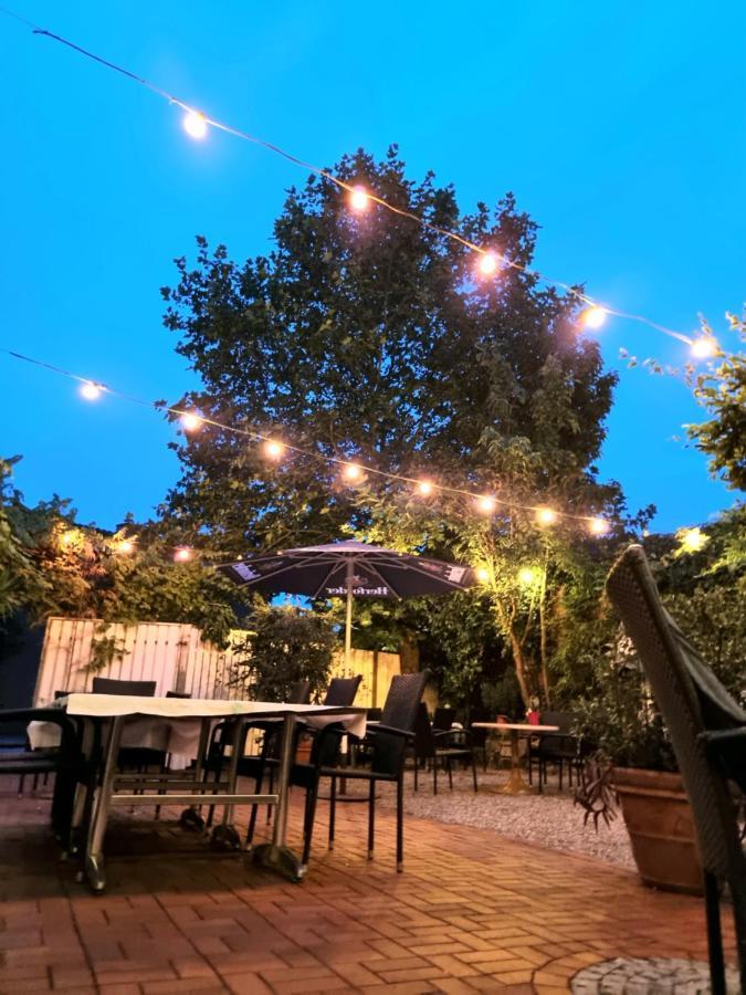 Hotel Altes Gasthaus Duesterbeck 엠스데텐 외부 사진